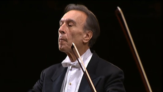 Claudio Abbado dirige la Sinfonía n.° 4 de Beethoven
