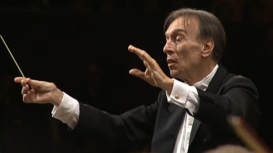 Claudio Abbado dirige la Sinfonía n.° 7 de Beethoven