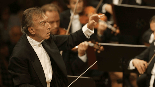 Claudio Abbado dirige la Symphonie n° 2, « Résurrection », de Mahler
