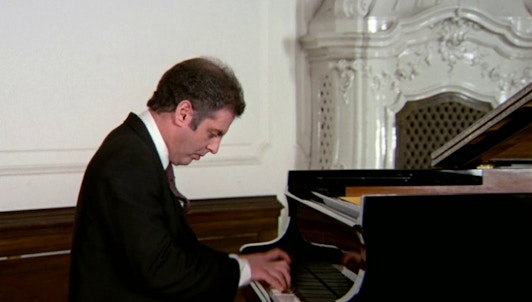 Daniel Barenboim plays Beethoven's Sonata No. 20