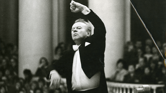 Yevgueni Svetlánov dirige las Danzas sinfónicas de Rajmáninov