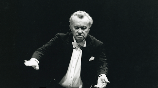 Yevgueni Svetlánov dirige la Sinfonía n.° 3 de Chaikovski