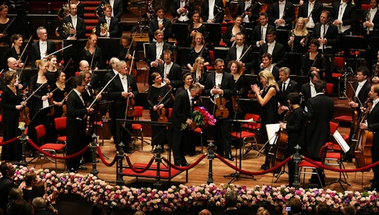 Mariss Jansons conducts Mahler, Copland, Bartók, Padding — With Thomas Hampson