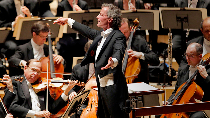 Franz Welser-Möst conducts Beethoven's Ninth Symphony – With Tamara Wilson, Jennifer Johnston, Norbert Ernst, and Franz-Josef Selig