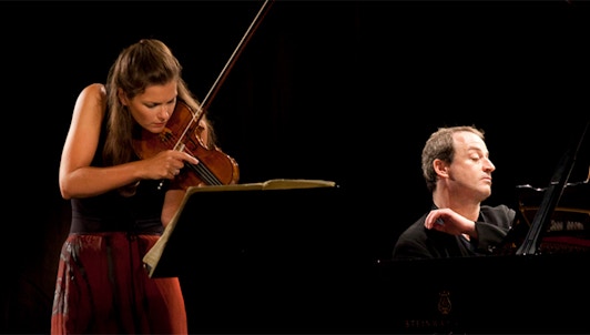 Janine Jansen e Itamar Golan interpretan a Bartók, Szymanowski, Dubugnon y Ravel