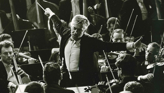 Herbert von Karajan dirige la Sinfonía n°. 9 de Beethoven