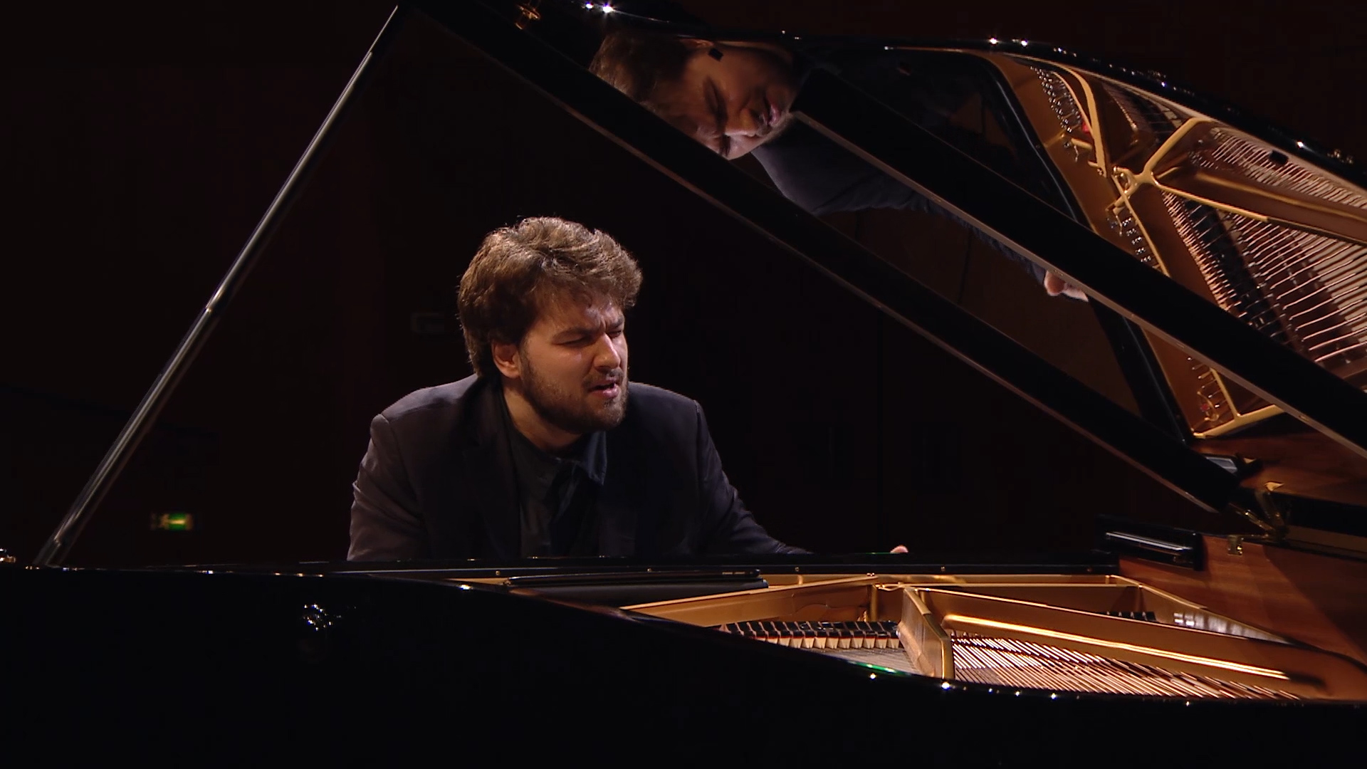 Lukas Geniušas: biography, videos - medici.tv