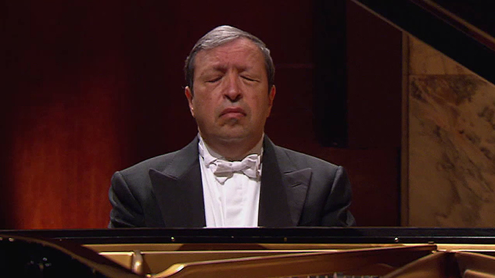 Murray Perahia plays Bach, Beethoven and Chopin