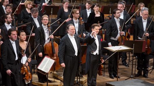 Концерт для скрипки Чайковского, дирижирует Риккардо Шайи — С Юлианом Рахлиным