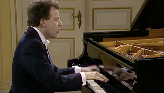 Sir András Schiff interprets two Schumann masterworks