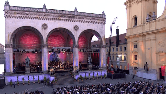 Хуан Диего Флорес и Валерий Гергиев исполняют великие оперные арии