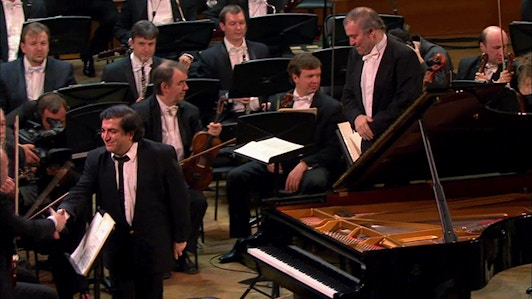 Valery Gergiev y Sergei Babayan en un concierto 100% Prokófiev