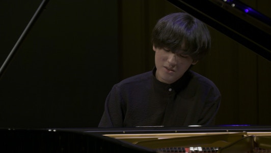 Yunchan Lim interprète Mozart, Chopin et Couperin