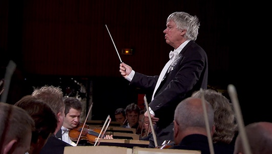 Zoltán Kocsis dirige a Glinka y Beethoven